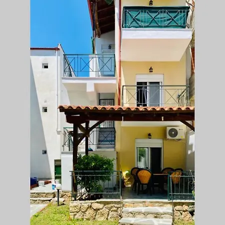 Stylish 1-bdrm Family Apartment, Kallithea Apartment *