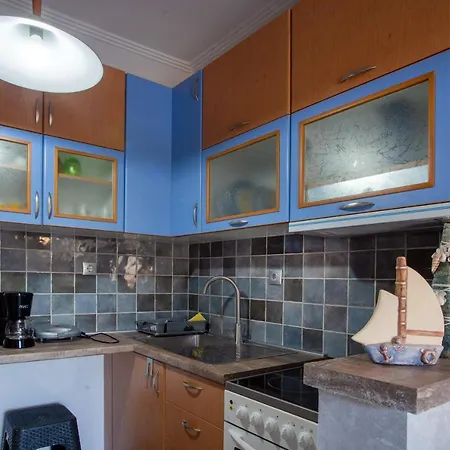Apartment Stylish 1-bdrm Family Apartment, Kallithea Kallithea (Chalkidiki)