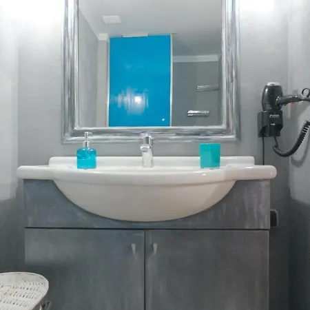 Stylish 1-bdrm Family Apartment, Kallithea *